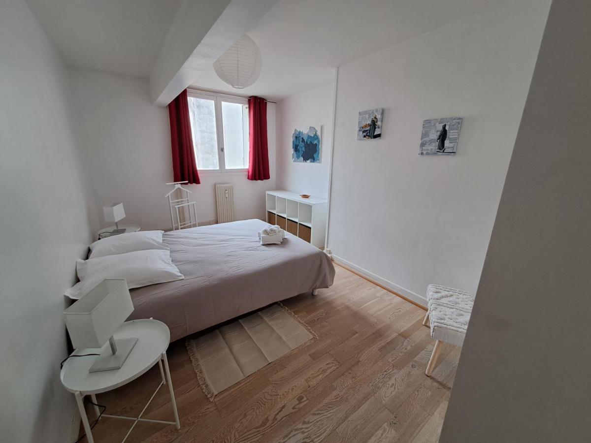 Very Beautiful Right In The Center Apartment Versailles
